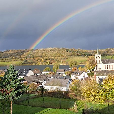 Haus Mit Idyllischem Seeblick Schalkenmehren Extérieur photo